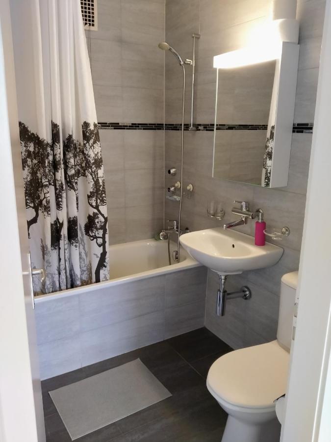 Ferienwohnung Studio, 4-7 Mins To Bern Main Station By Train Exterior foto